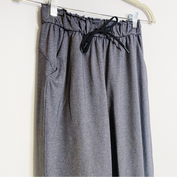 Lululemon - Luxtreme Grey On The Fly Pants - Picture 2 of 4